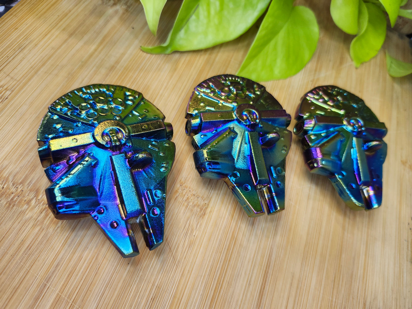 AURA OBSIDIAN MILLENNIUM FALCON