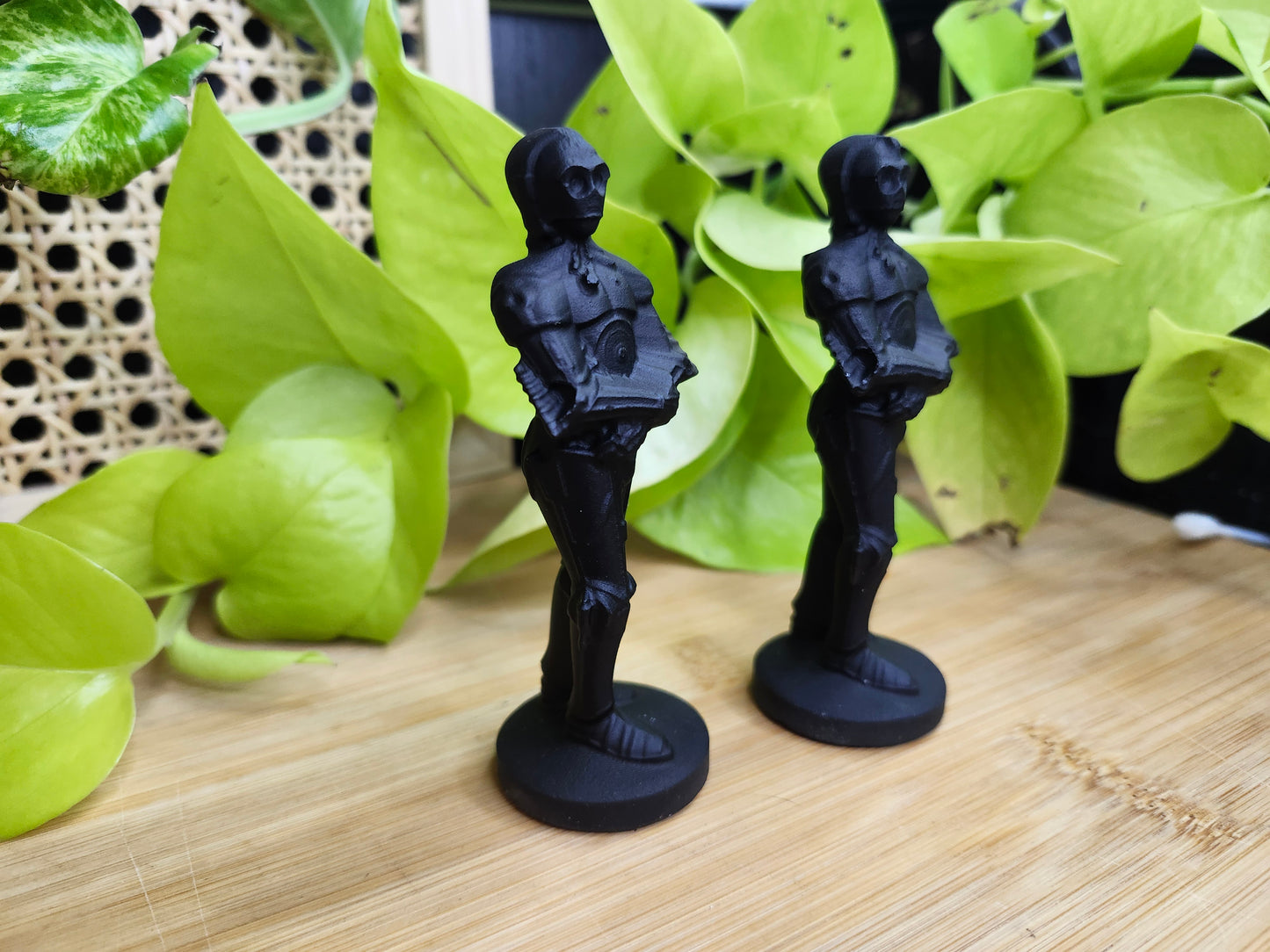 BLACK OBSIDIAN C3PO