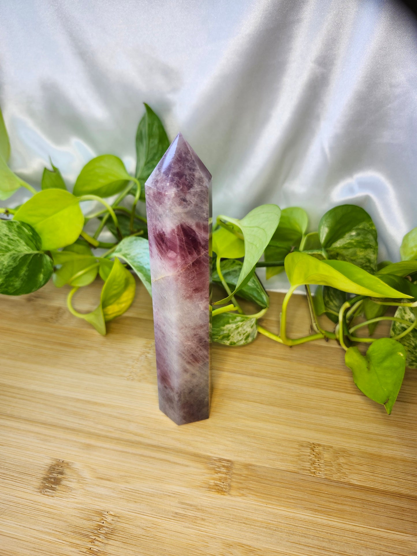 LAVENDER ROSE QUARTZ TOWER