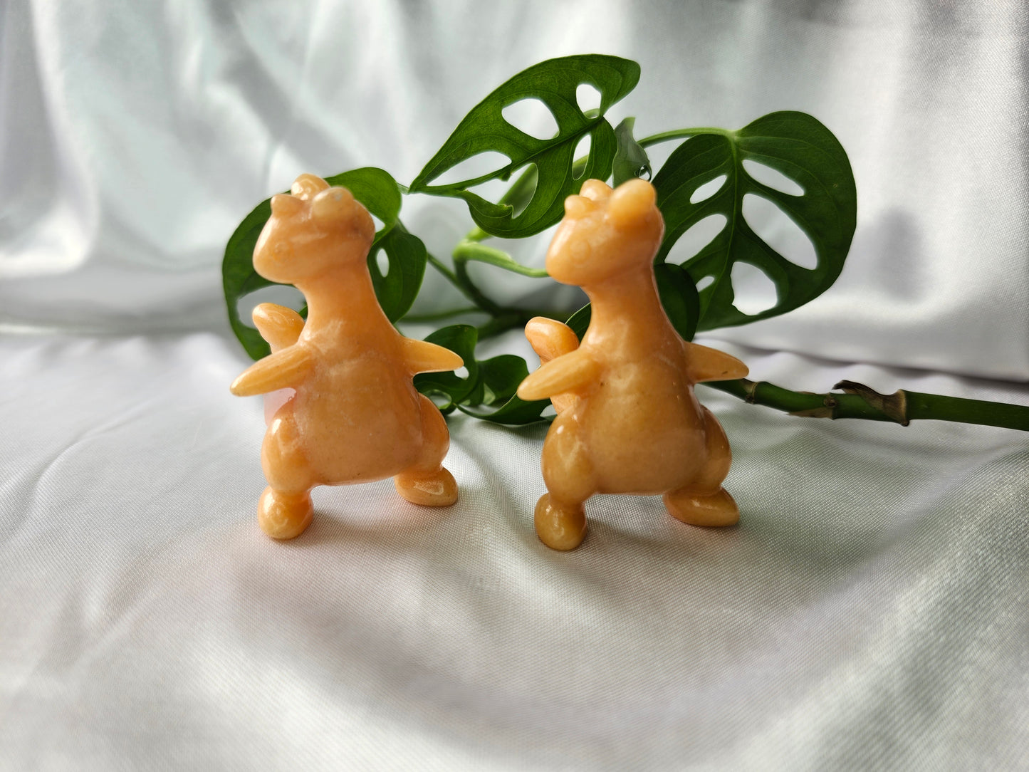 PEACH AVENTURINE AMPHAROS