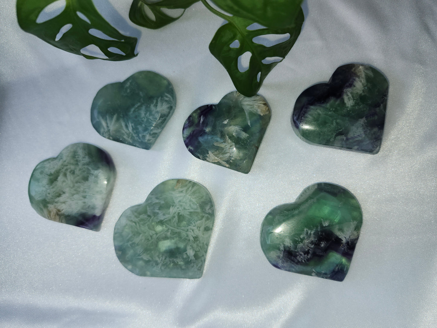 FEATHER FLUORITE HEART MD