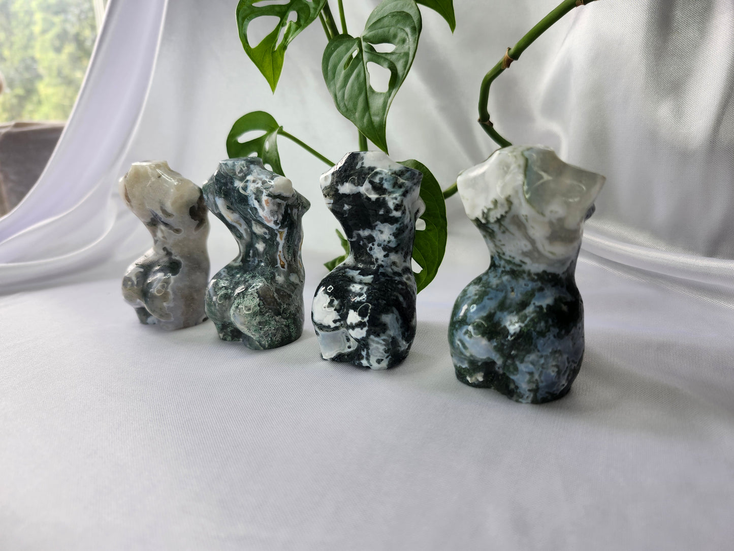 MOSS AGATE GODDESS BODY