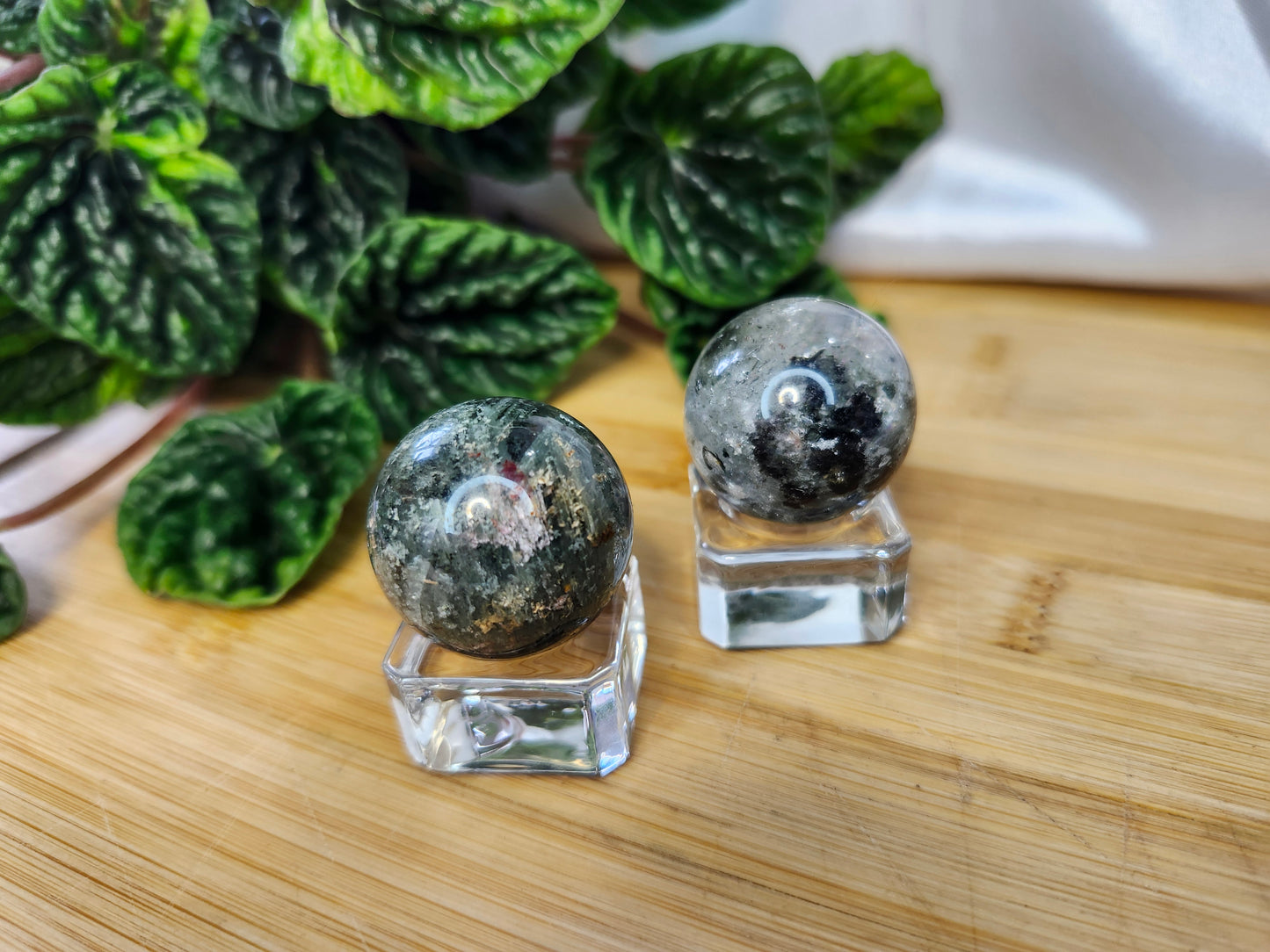 GARDEN QUARTZ SPHERE