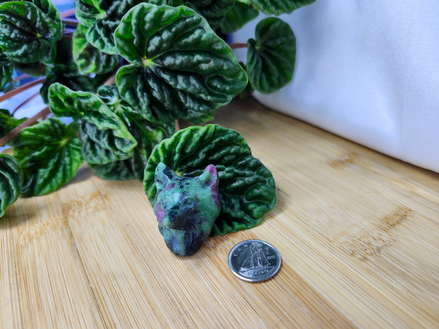 RUBY ZOISITE WOLF HEAD