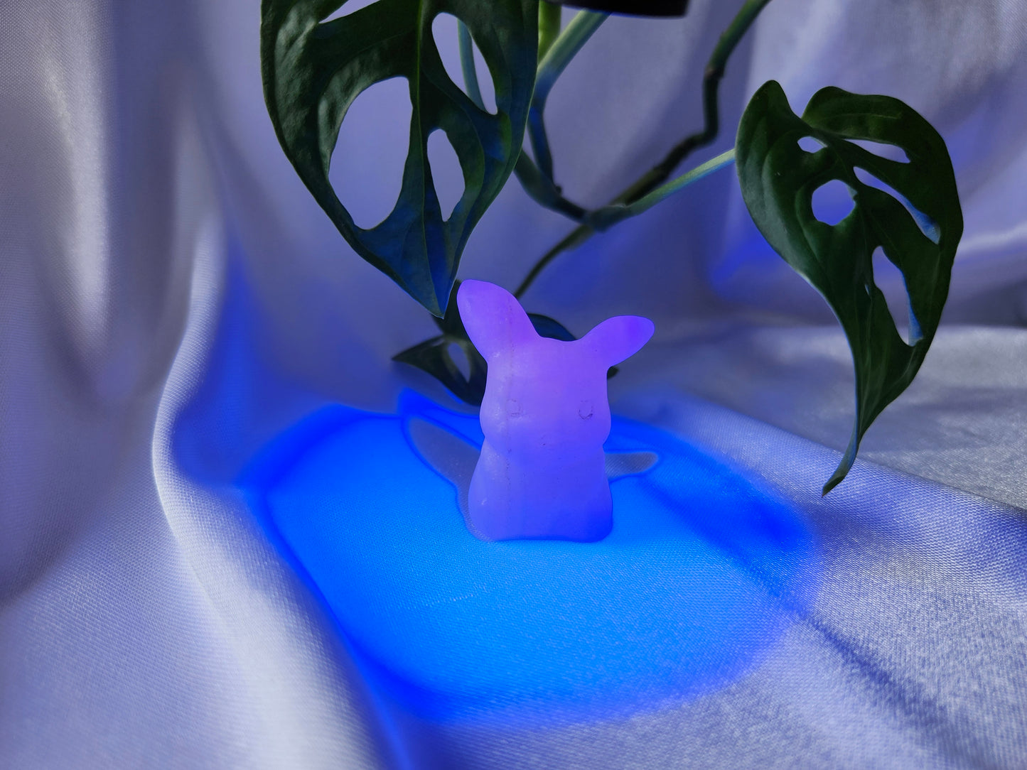 MANGANO CALCITE PIKACHU