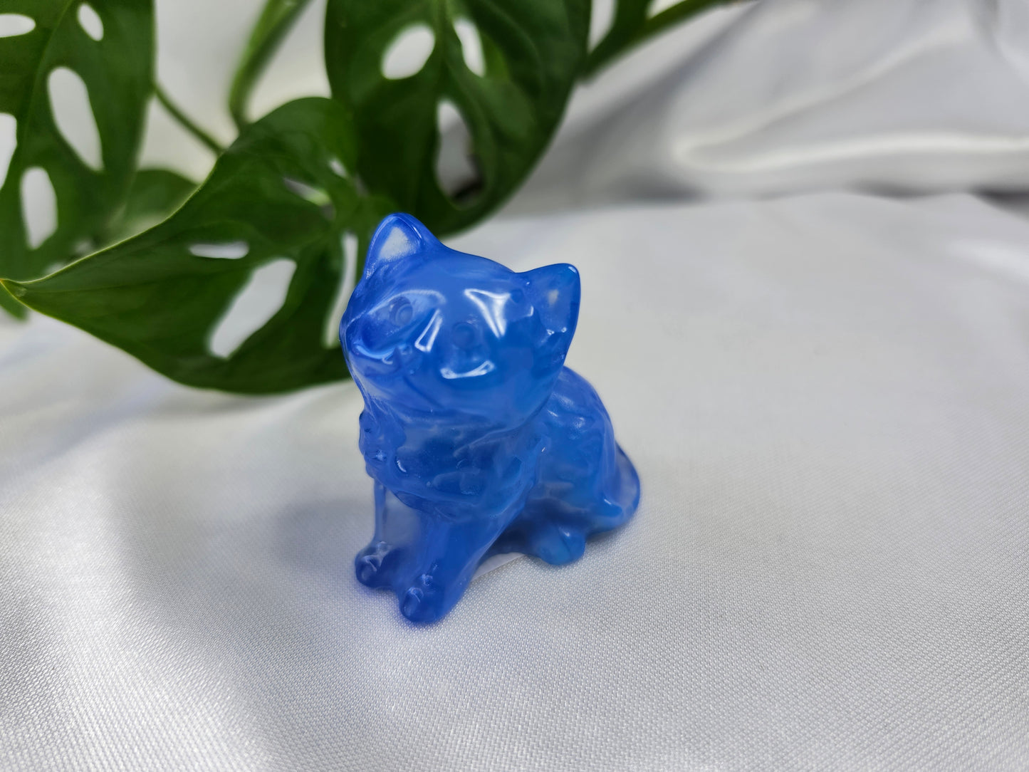 BLUE OPALITE LG SITTING CAT