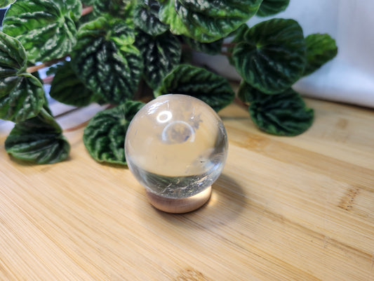 CLEAR QUARTZ SPHERE