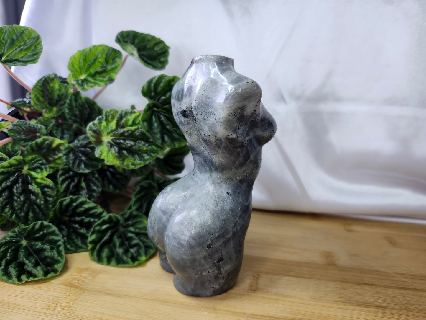 LABRADORITE GODDESS BODY