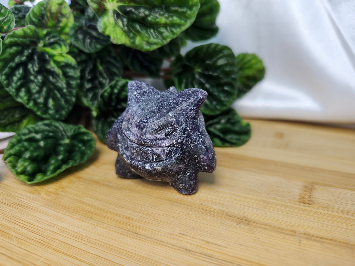 LEPIDOLITE GENGAR LARGE
