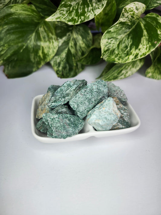 FUCHSITE ROUGH STONE