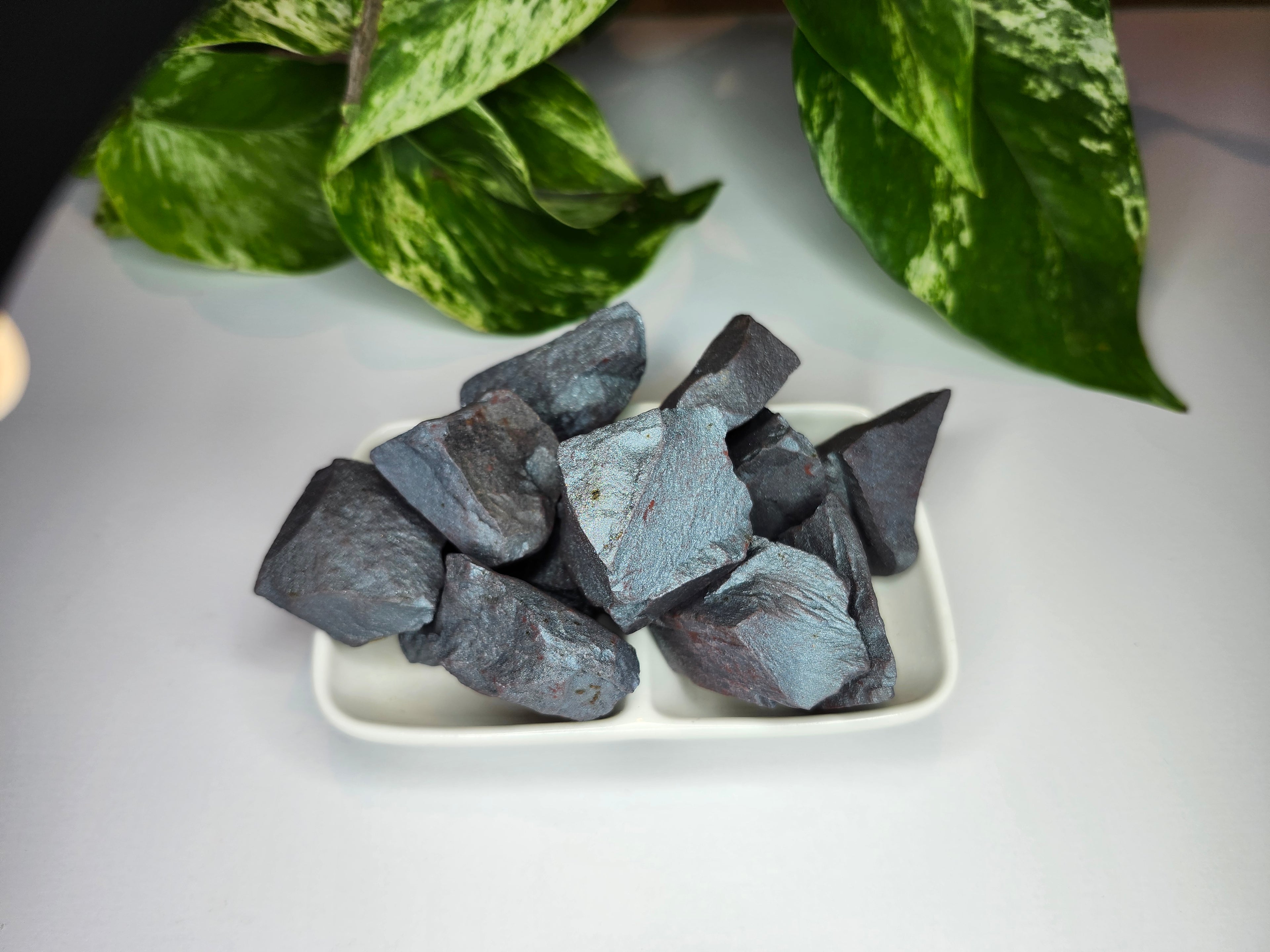 HEMATITE ROUGH STONE