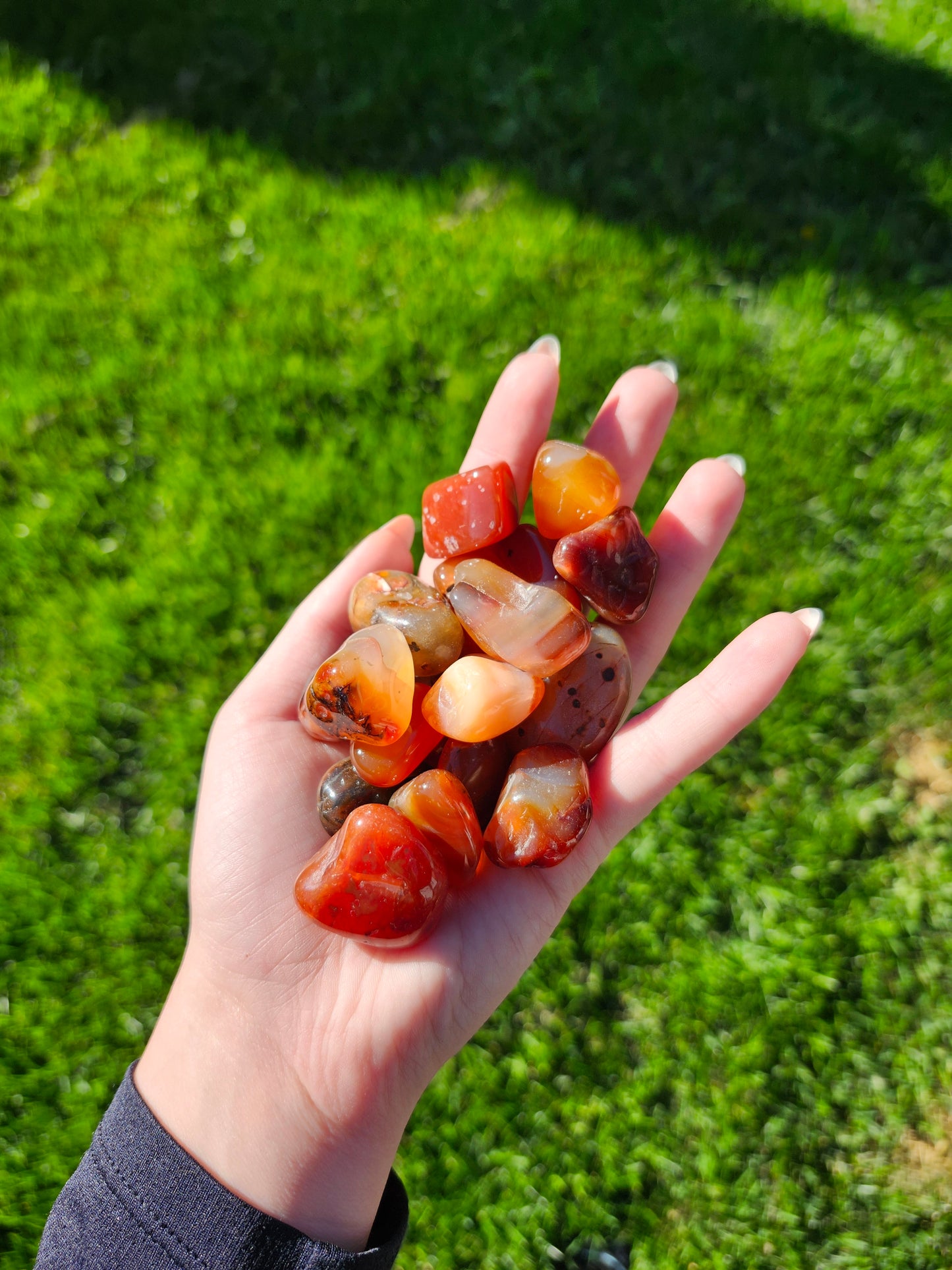 CARNELIAN AGATE TUMBLED STONE