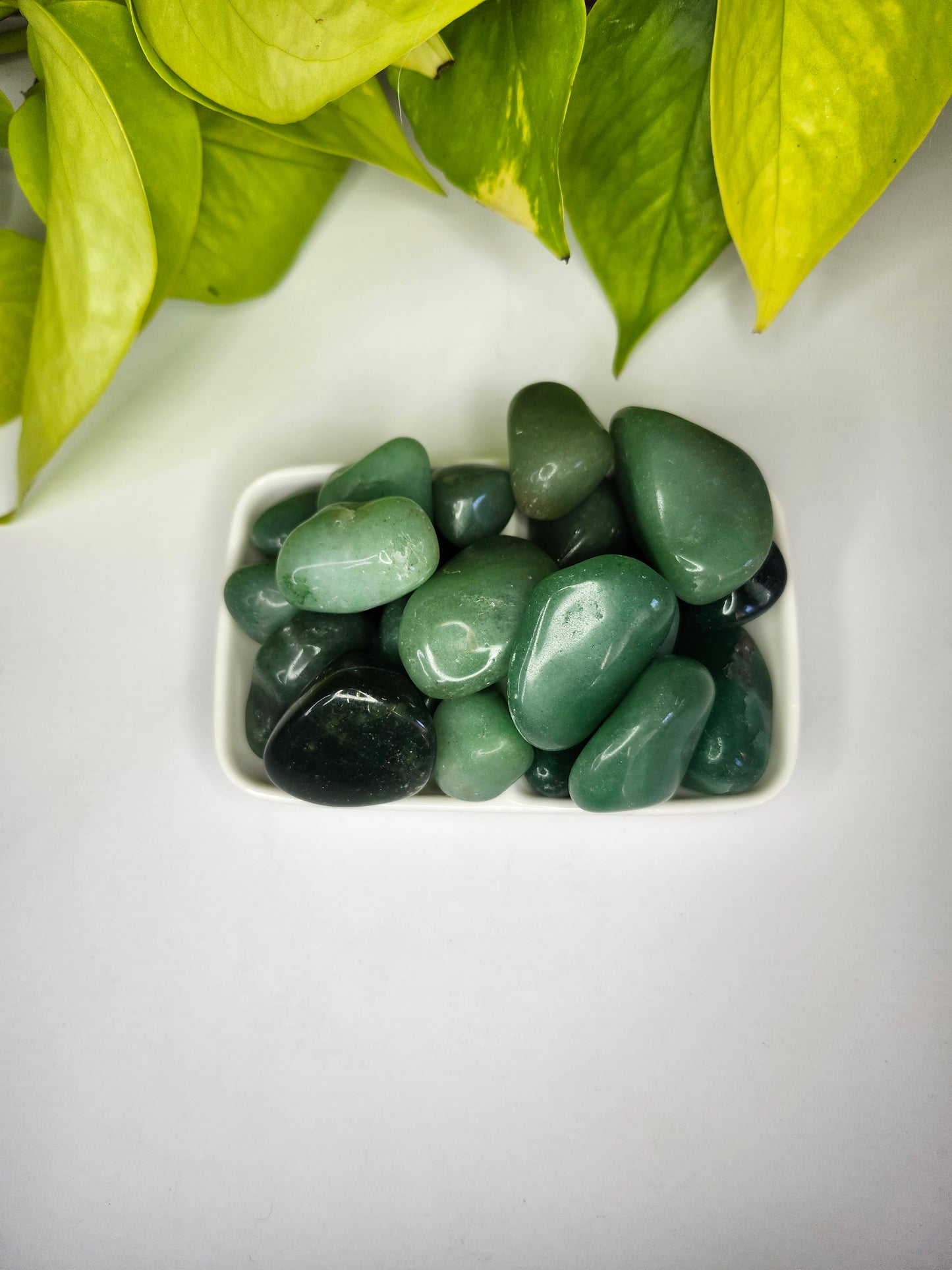 GREEN AVENTURINE TUMBLED STONE