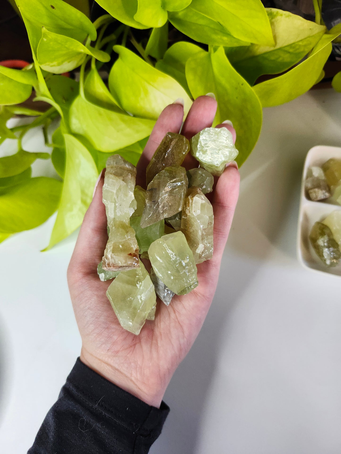 GREEN CALCITE ROUGH STONE