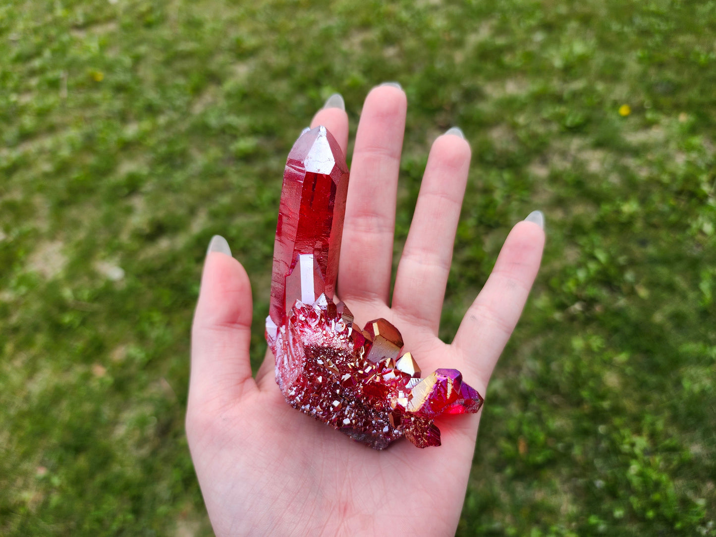 CLEAR QUARTZ RED AURA CLUSTER