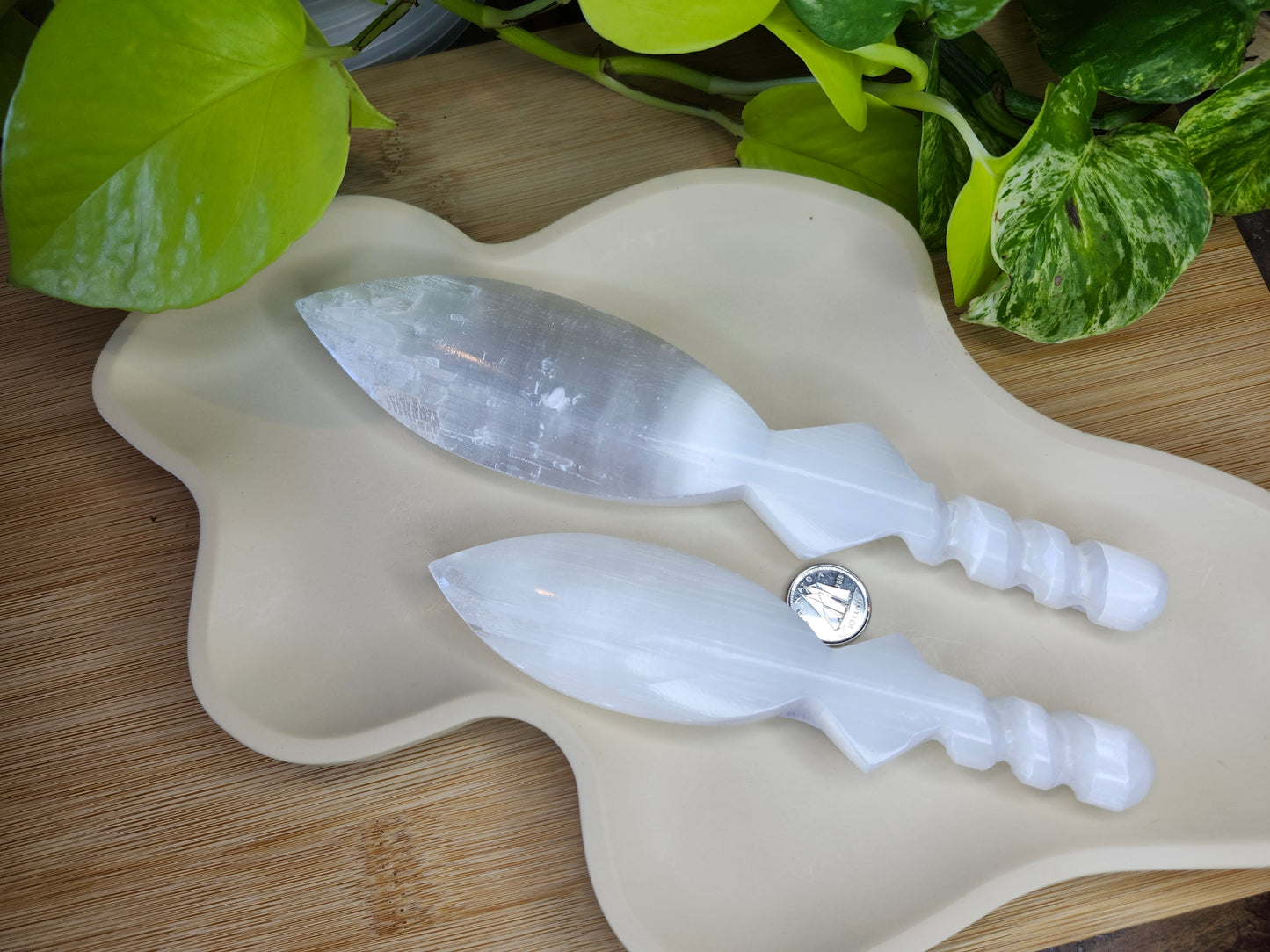 SELENITE DAGGER (CARVING)