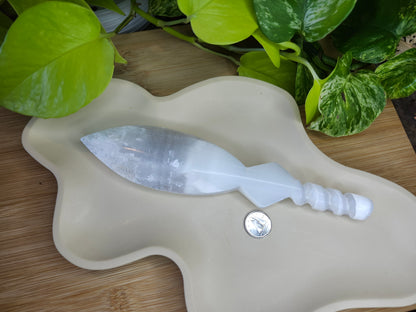 SELENITE DAGGER