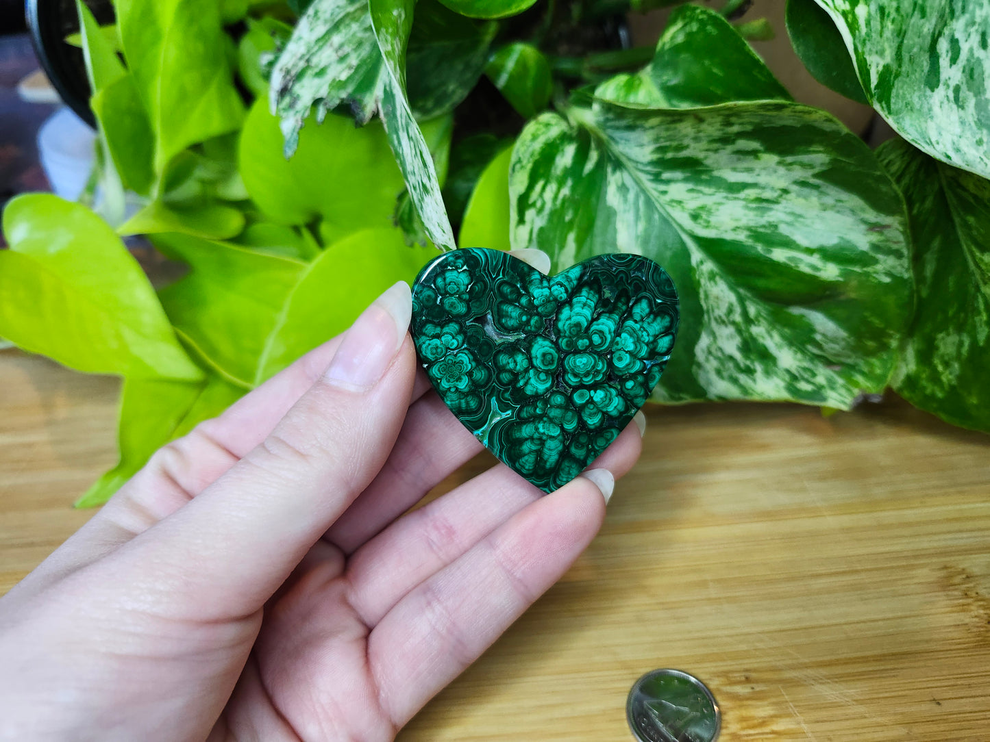 MALACHITE HEART (CARVING)