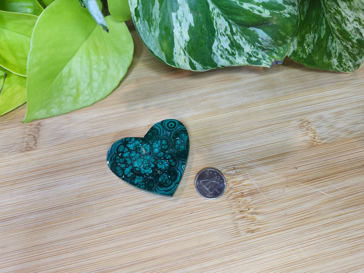 MALACHITE HEART (CARVING)