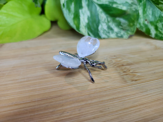 CLEAR QUARTZ MINI DRAGONFLY  (CARVING)