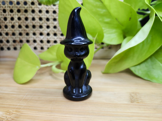 OBSIDIAN CAT WITH HAT (CARVING)