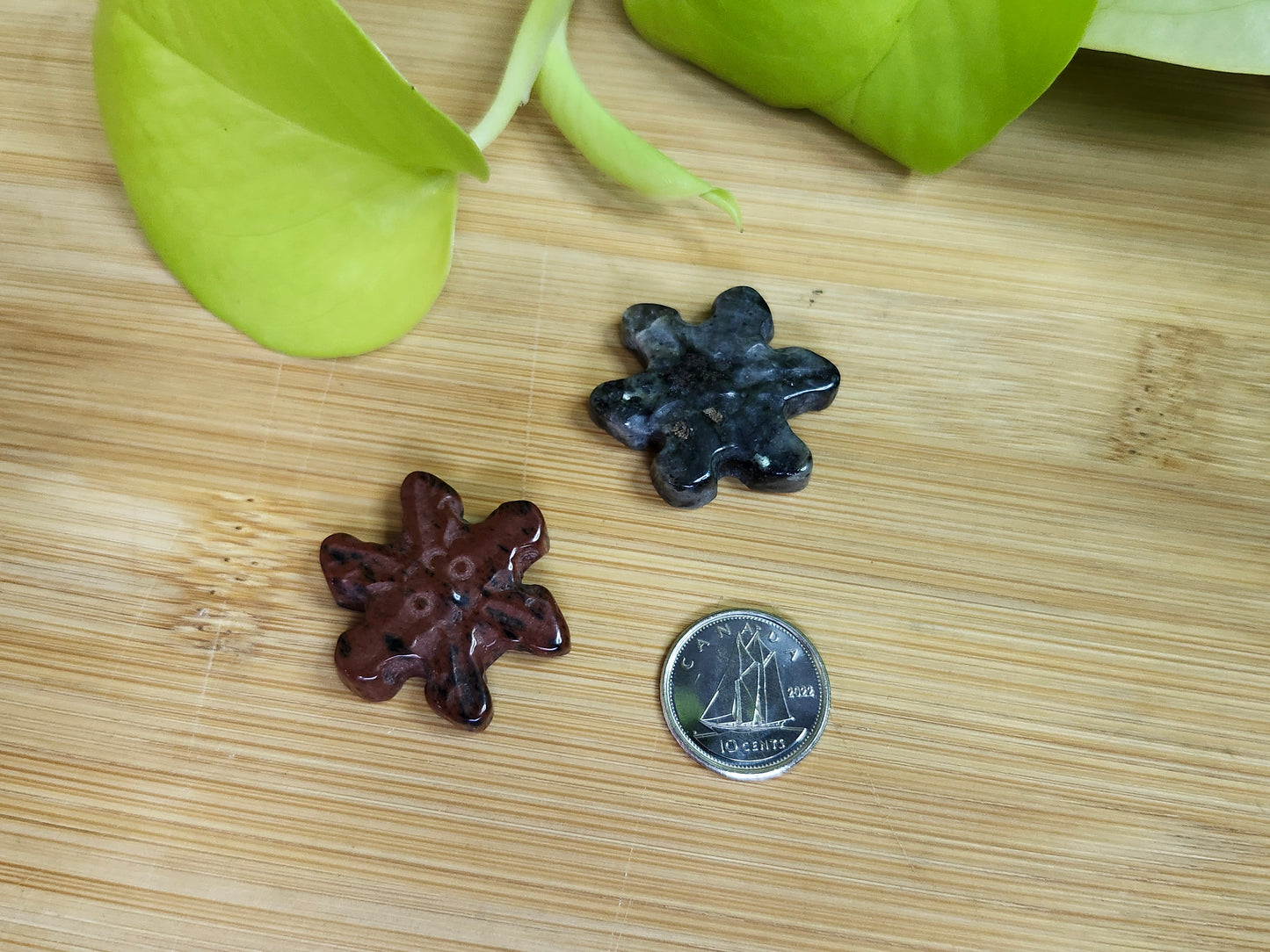 MIXED CRYSTAL SNOWFLAKE (CARVING)