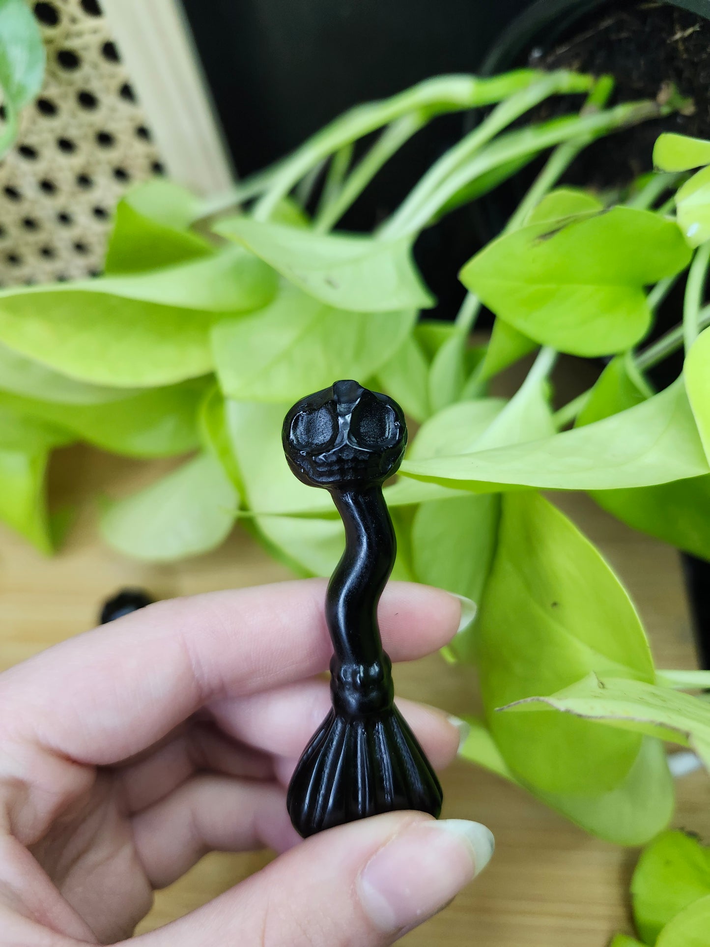 OBSIDIAN JACK BROOM (CARVING)