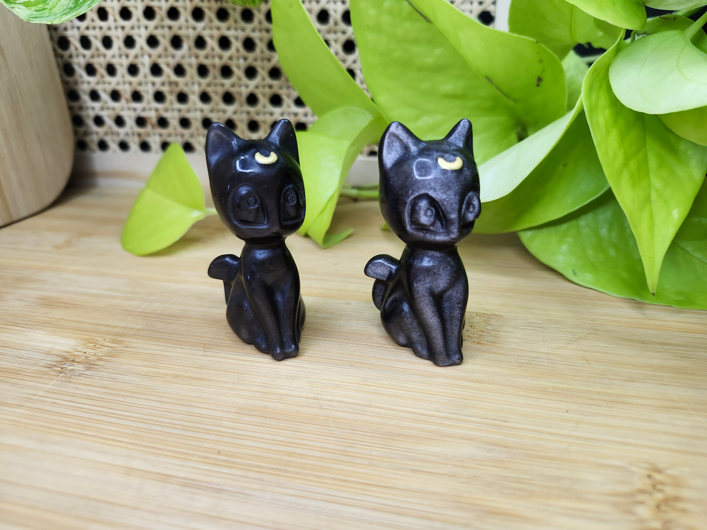 SILVER SHEIN OBSIDIAN  LUNA (SAILOR MOON) (CARVING)