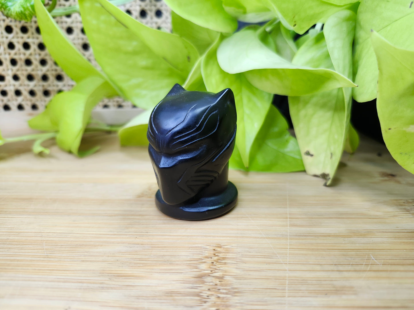 BLACK OBSIDIAN BLACK PANTHER HEAD (CARVING)