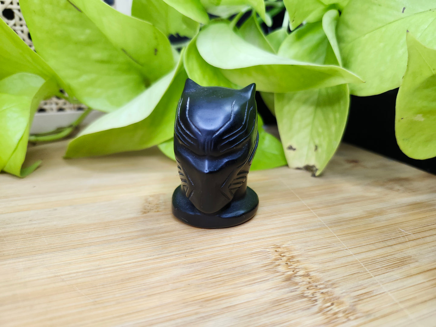 BLACK OBSIDIAN BLACK PANTHER HEAD (CARVING)