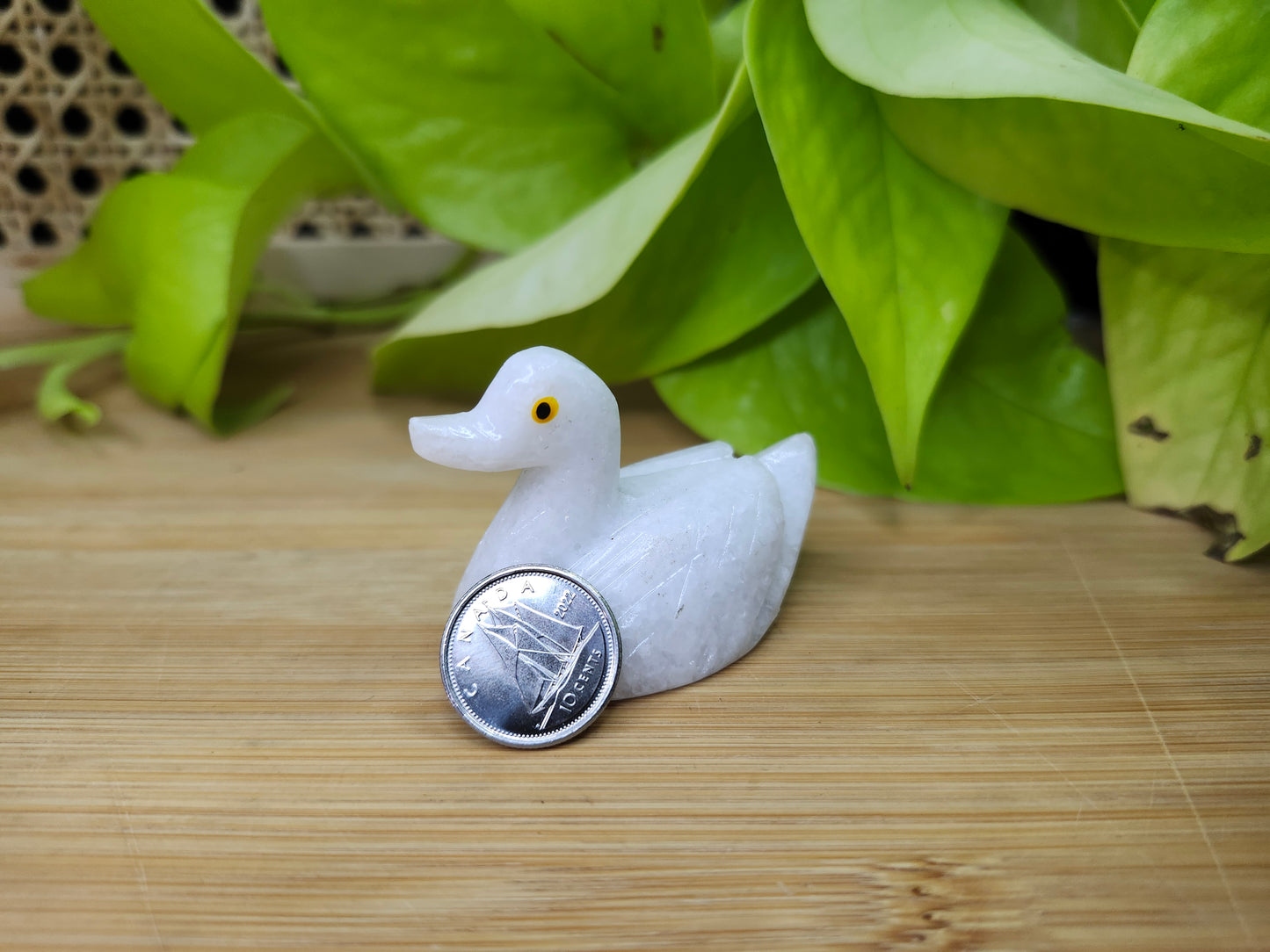 WHITE JADE SWAN (CARVING)