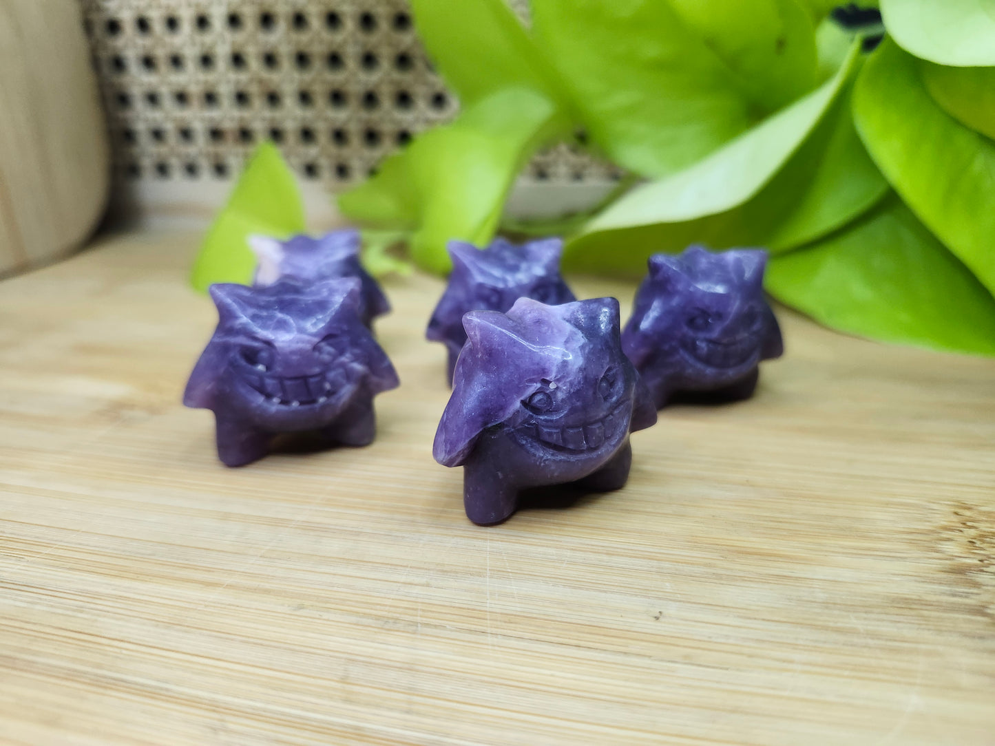 LEPIDOLITE GENGAR (POKEMON) (CARVING)