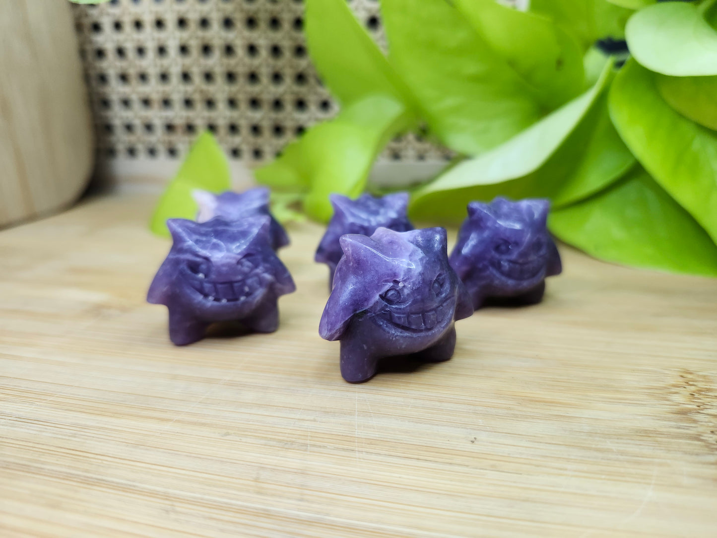 LEPIDOLITE GENGAR (POKEMON) (CARVING)