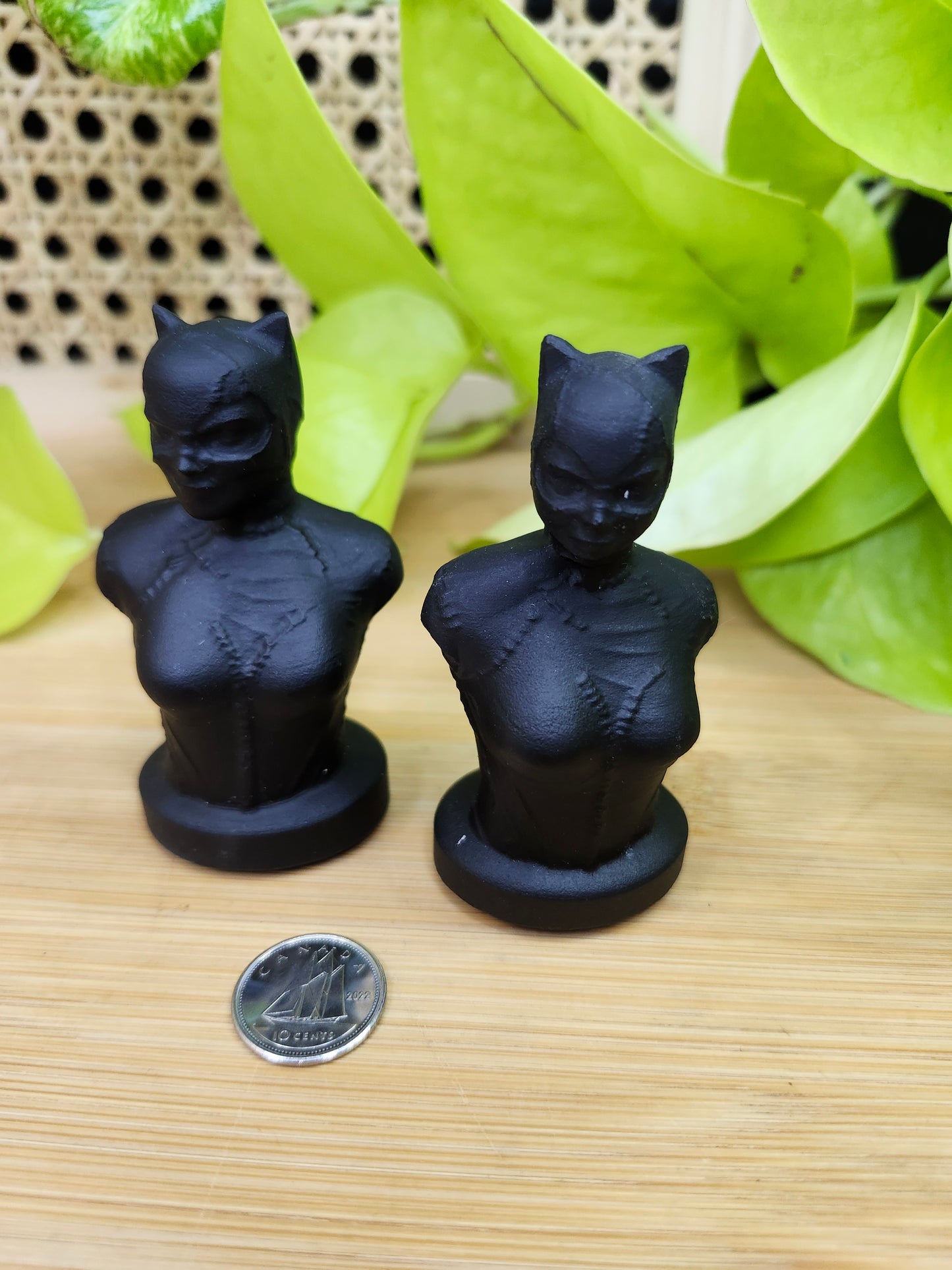 CAT WOMAN BLACK OBSIDIAN BUST (CARVING)