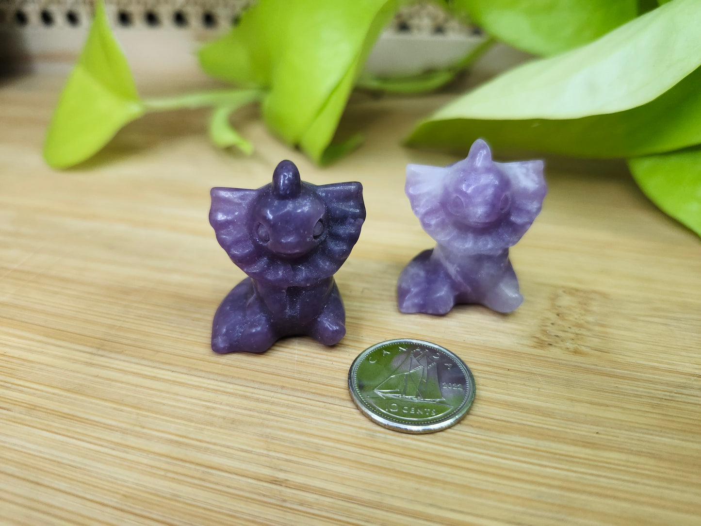 LEPIDOLITE VAPEOREON (POKEMON) (CARVING)