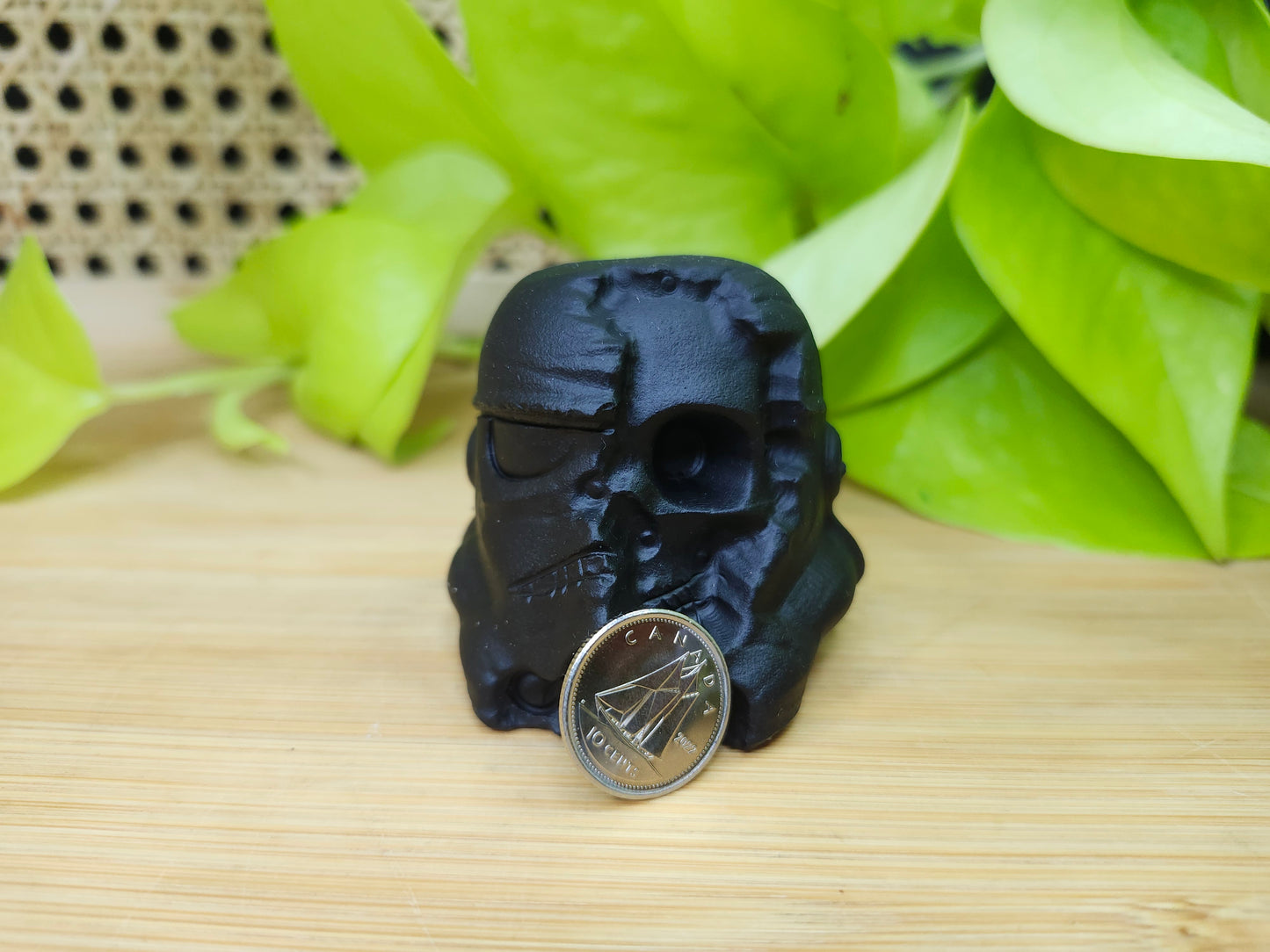 STORM TROOPER SKULL BLACK OBSIDIAN (CARVING)