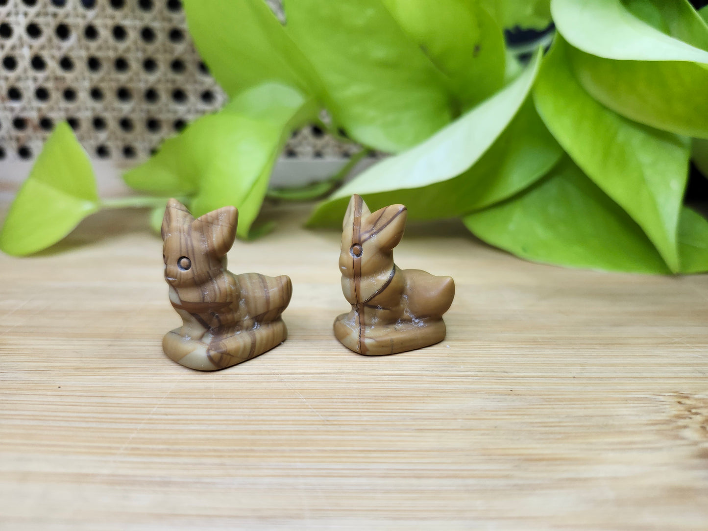 WOOD STONE EEVEE (POKEMON) (CARVING)