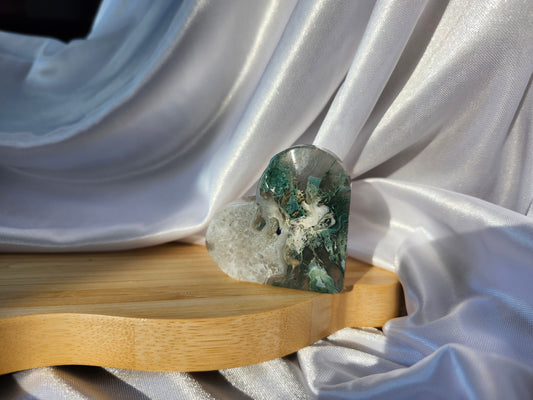 MOSS AGATE HEART