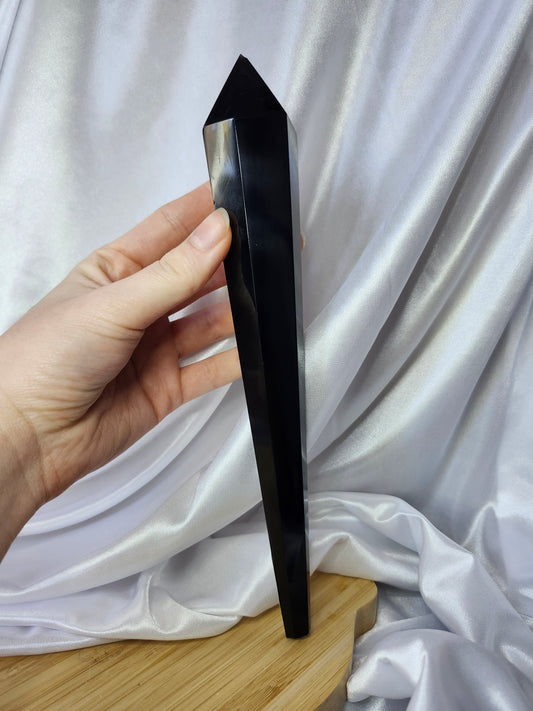 OBSIDIAN WAND