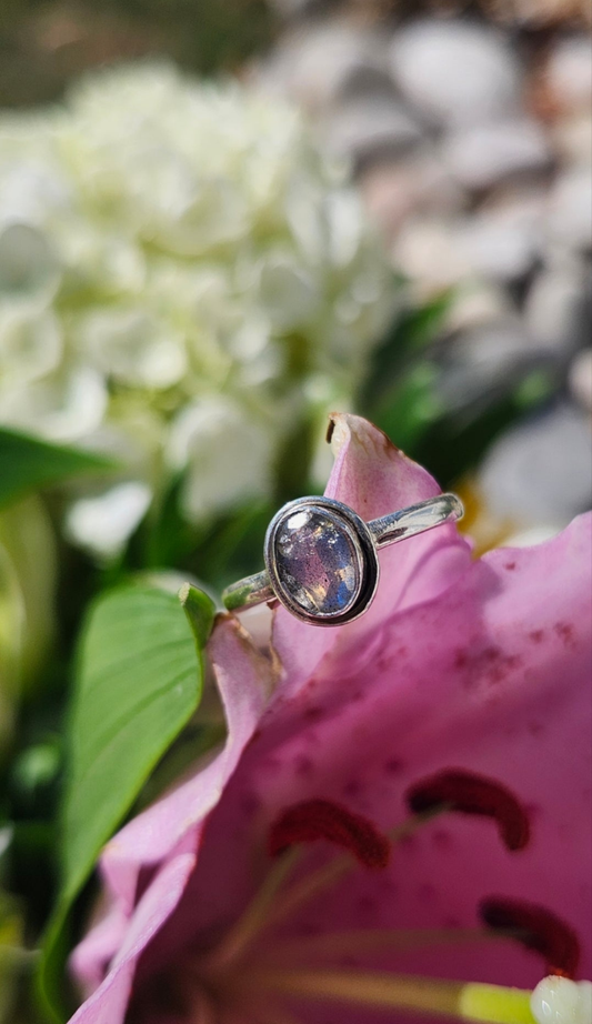 S8 LABRADORITE RING .925 STERLING SILVER