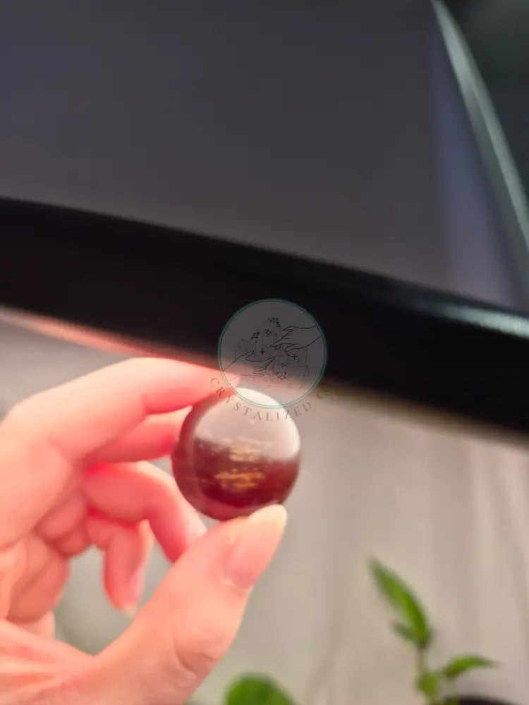 AMBER SPHERE