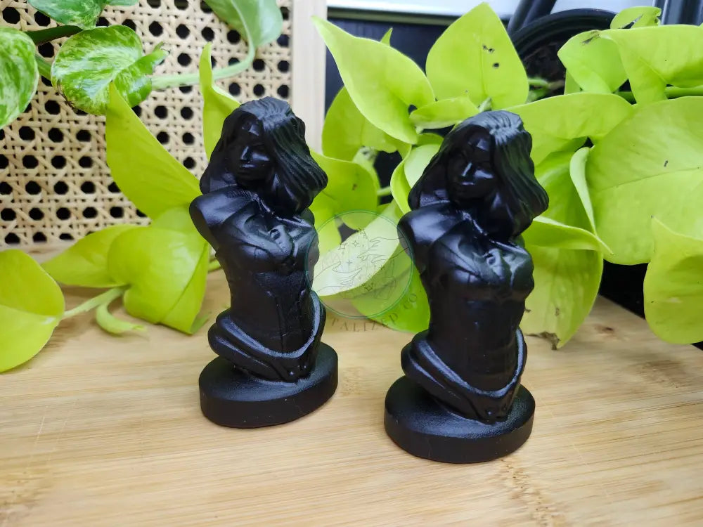 BLACK OBSIDIAN CAPTAIN MARVEL BUST - CARVING