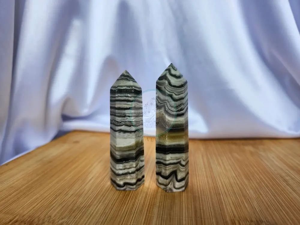 BLACK PHANTOM CALCITE TOWER - Crystals and Fossils