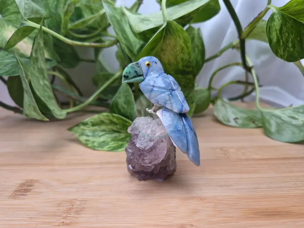 BLUE AVENTURINE TOUCAN ON AMETHYST BASE