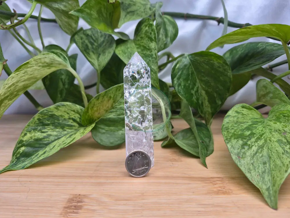 CRACKLED GLASS TOWER