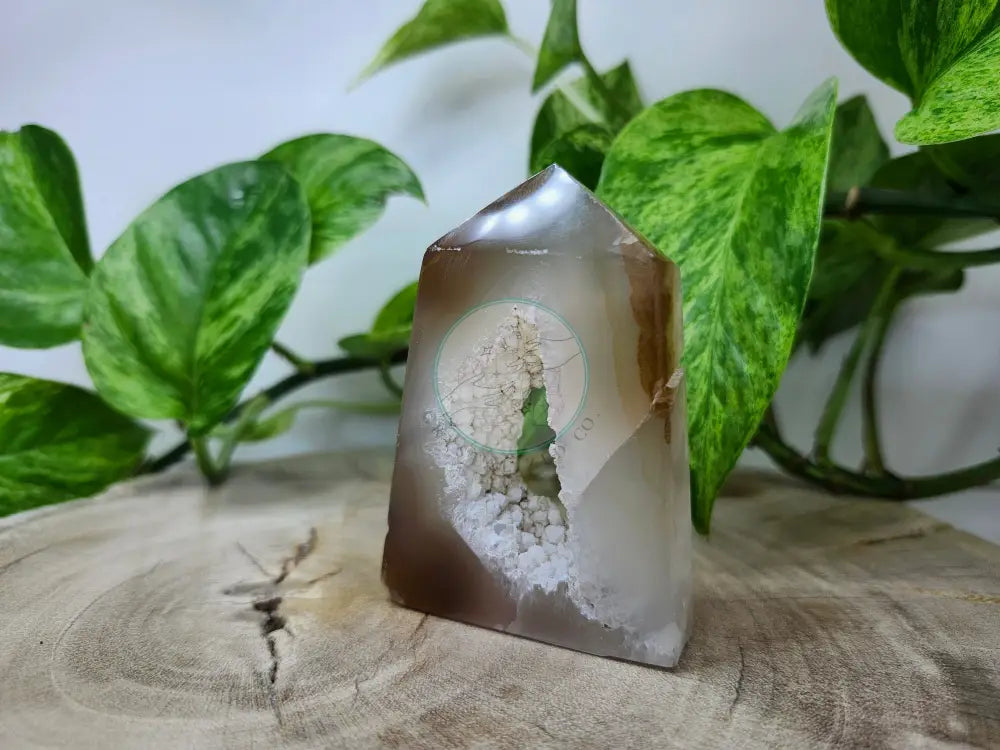 DRUZY AGATE TOWER