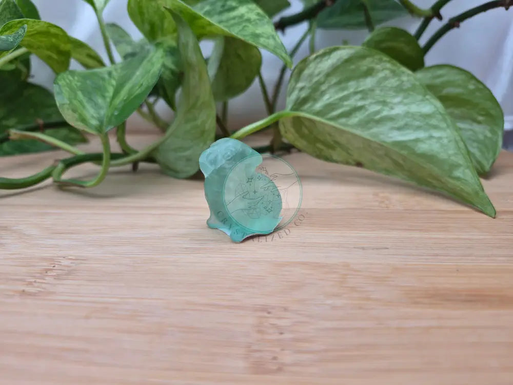FLUORITE PUG DOG