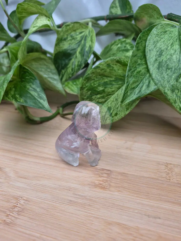 FLUORITE SITTING DOG