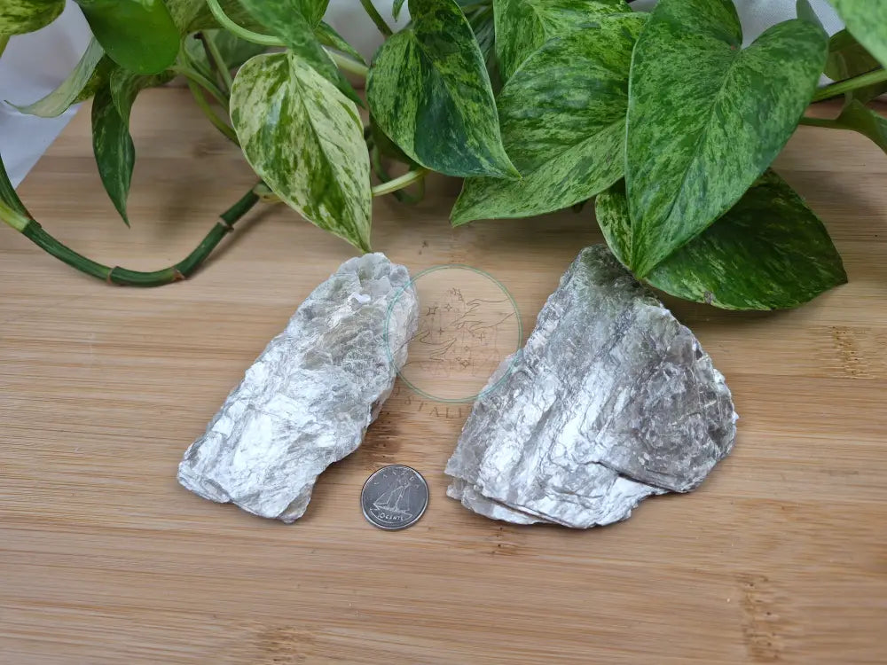 GOLDEN MICA ROUGH CHUNK