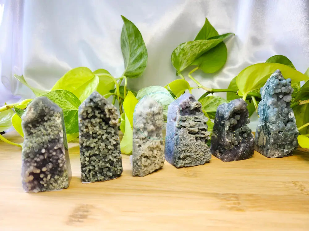 GRAPE AGATE TOWER